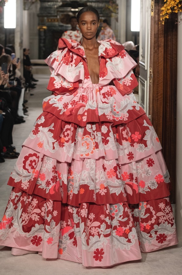 ヴァレンティノ オートクチュール(VALENTINO Haute Couture ) 2019年春夏ウィメンズコレクション  - 写真27