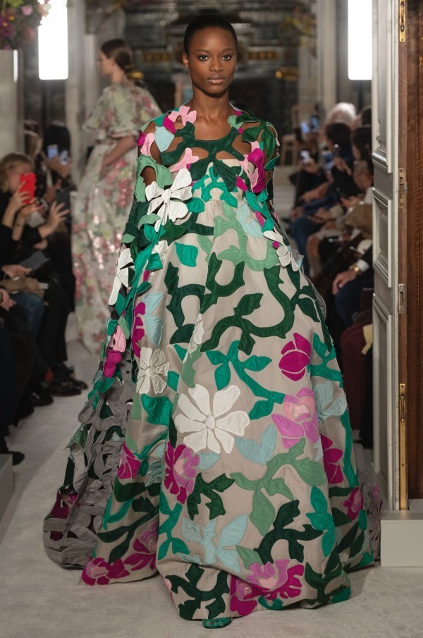 ヴァレンティノ オートクチュール(VALENTINO Haute Couture ) 2019年春夏ウィメンズコレクション  - 写真49