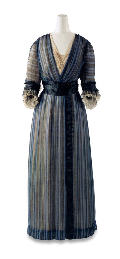 「ヨーロピアン・モード」展が文化学園服飾博物館で、シャネルスーツなど約250年の女性モード服の変遷｜写真5