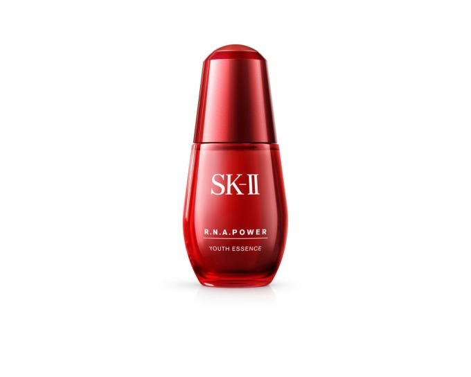 SK-II新美容液「SK-II R.N.A.パワー ユース エッセンス」“ぷるぷる 