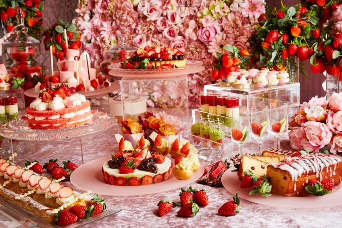 “ひなまつり”がテーマの苺スイーツブッフェ、京王プラザホテルで - 苺タルトやケーキを雛飾りとともに｜写真2