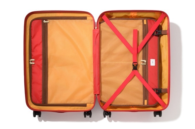 ディズニー『くまのプーさん』のスーツケース - “ハチミツ付き”ファスナーやプーさん型カバー｜写真5
