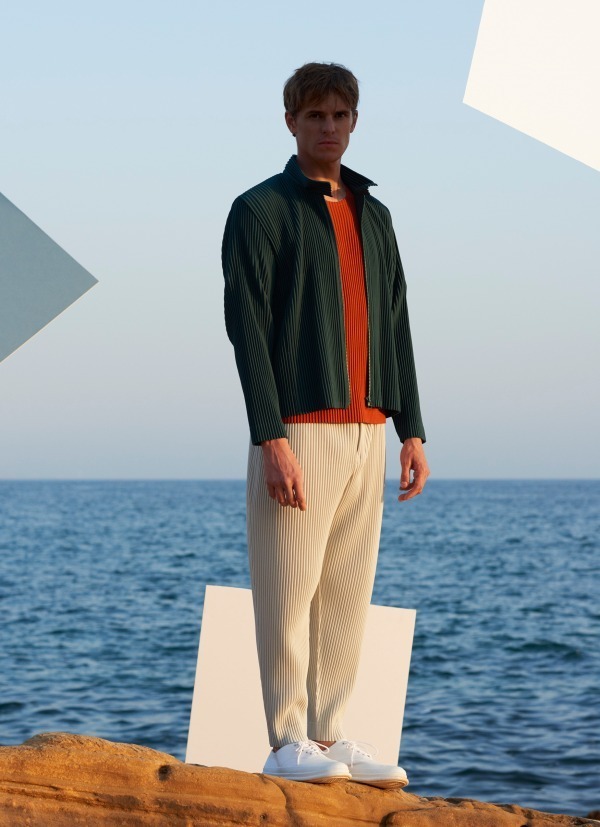 オム プリッセ イッセイ ミヤケ(HOMME PLISSÉ ISSEY MIYAKE) 2019年春夏メンズコレクション  - 写真21