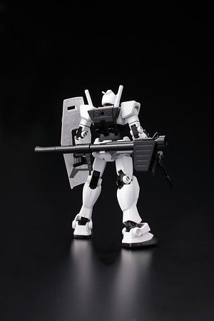 機動戦士ガンダム」40周年記念ガンプラ - プロ野球12球団、UT、奥山 清行とコラボ - ファッションプレス