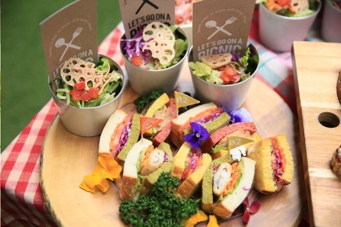 “おしゃピク”がテーマの「ピクニック デザートブッフェ」名古屋で、苺食べ放題やイースタースイーツ｜写真4