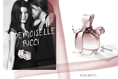 ニナ リッチからロマンスの世界を表現した新作香水「マドモアゼル リッチー」登場