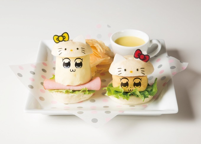 ポプテピピック｜ポプテピピック×サンリオコラボカフェが池袋に、ポム子＆ピピ美がハローキティにコスプレ！？