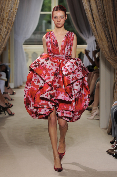 ジャンバティスタ ヴァリ オートクチュール(GiAMBATTiSTA VALLi Haute Couture) 2012-13年秋冬 ウィメンズコレクション  - 写真9