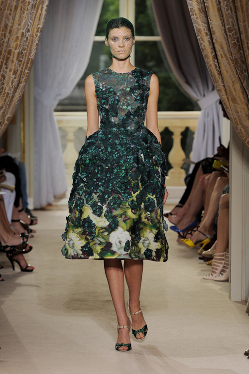 ジャンバティスタ ヴァリ オートクチュール(GiAMBATTiSTA VALLi Haute Couture) 2012-13年秋冬 ウィメンズコレクション  - 写真25