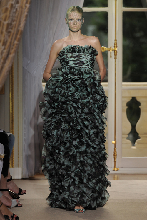 ジャンバティスタ ヴァリ オートクチュール(GiAMBATTiSTA VALLi Haute Couture) 2012-13年秋冬 ウィメンズコレクション  - 写真36