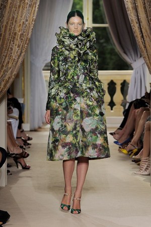 ジャンバティスタ ヴァリ オートクチュール(GiAMBATTiSTA VALLi Haute Couture) 2012-13年秋冬 ウィメンズコレクション  - 写真26