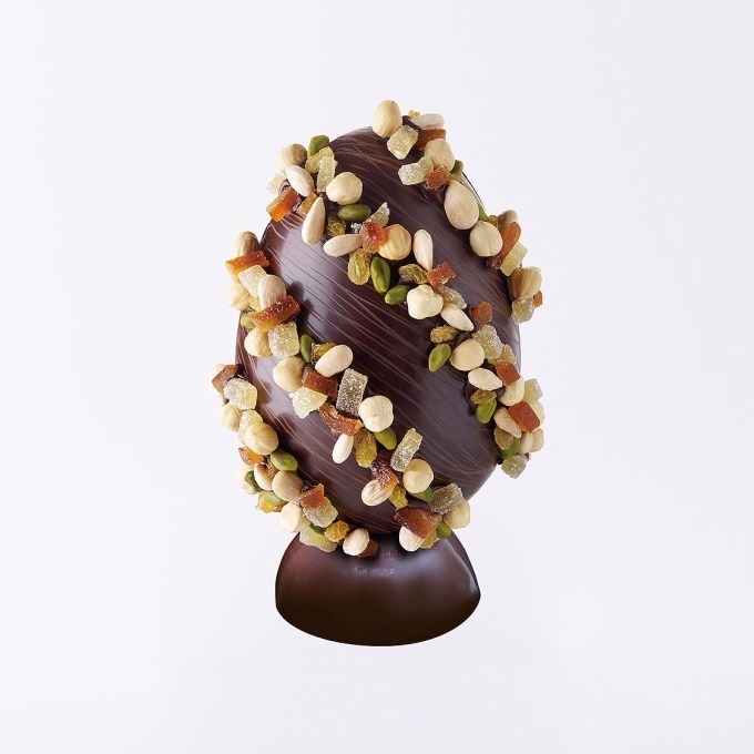 ピエール・エルメ・パリのイースター、約27cmのウサギチョコ＆濃厚キャラメル風の限定卵ショコラ｜写真10