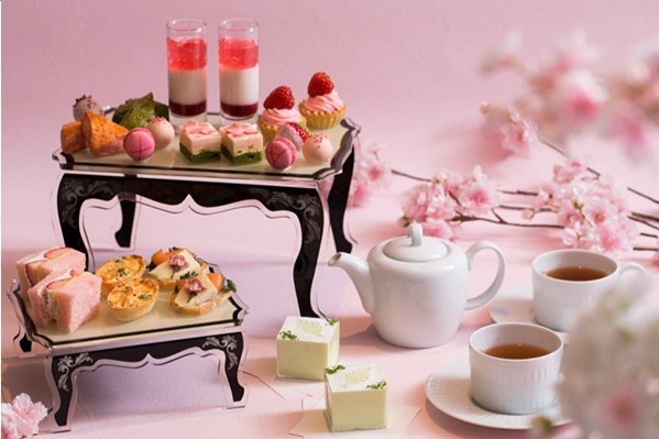 「桜香るストロベリーアフタヌーンティー」