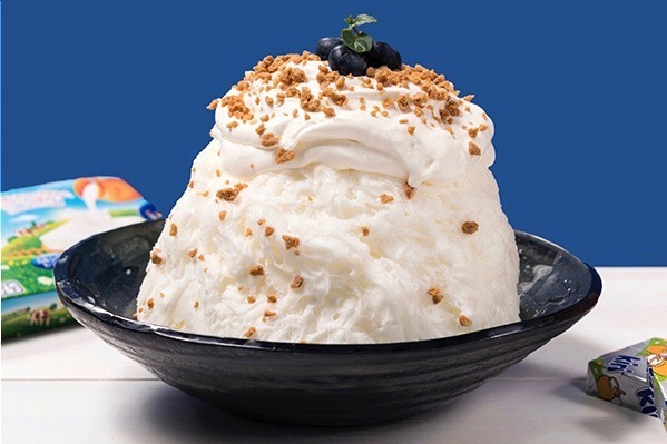 アイスモンスター グランフロント大阪店×キリ「クリームチーズ
