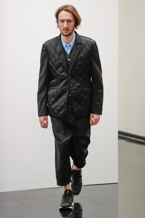 コム デ ギャルソン・オム(COMME des GARÇONS HOMME) 2019-20年秋冬メンズコレクション  - 写真24