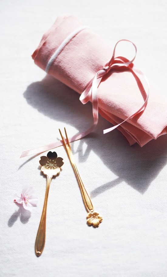 アフタヌーンティー・リビング、桜×伝統工芸の春色テーブルウエア - 淡いピンクの器やグラスなど｜写真4