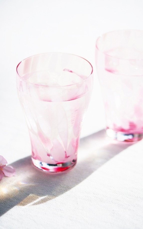 アフタヌーンティー・リビング、桜×伝統工芸の春色テーブルウエア - 淡いピンクの器やグラスなど｜写真3
