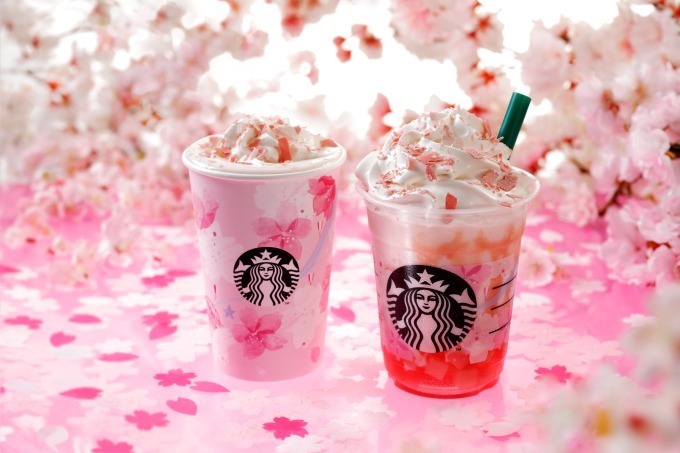 スターバックス(Starbucks) さくらフル ミルク ラテ／フラペチーノ｜写真1