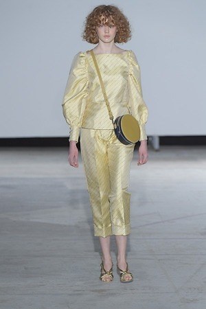 バウム ウンド ヘルガーテン(BAUM UND PFERDGARTEN) 2019-20年秋冬ウィメンズコレクション  - 写真10