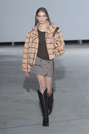 バウム ウンド ヘルガーテン(BAUM UND PFERDGARTEN) 2019-20年秋冬ウィメンズコレクション  - 写真27