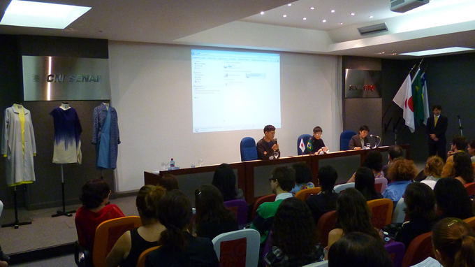 まとふがブラジルでショーや講演会を開催、独特の美意識に大きな反響 | 写真