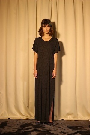 タイニーダイナソー(tiny dinosaur) 2019年春夏ウィメンズコレクション  - 写真1