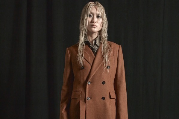 ジョン ローレンス サリバン 19秋冬ウィメンズ - アニマル柄を女性らしいシルエットにのせて