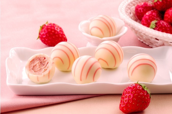 トリュフ｜まるで“出来たて苺ミルク”、銀のぶどうのホワイトデー定番「苺のトリュフ」発売