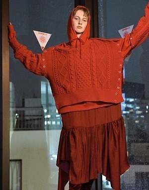 ミハラ ヤスヒロ(MIHARA YASUHIRO) 2019年プレフォールウィメンズコレクション  - 写真9