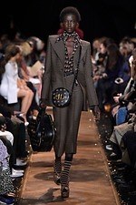 マイケル・コース コレクション 19年フォールコレクション、自由なスタイルに満ち溢れたニューヨーク｜写真7