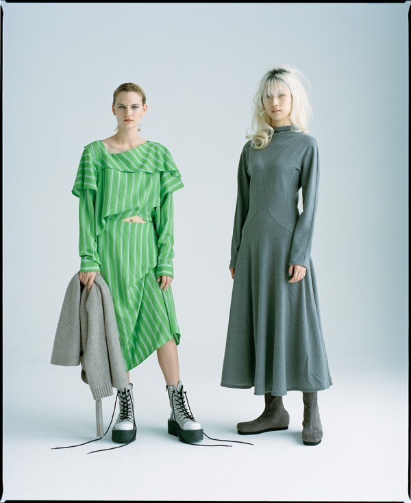 アカネ ウツノミヤ 2019-20年秋冬<span>コレクション</span> - 写真1