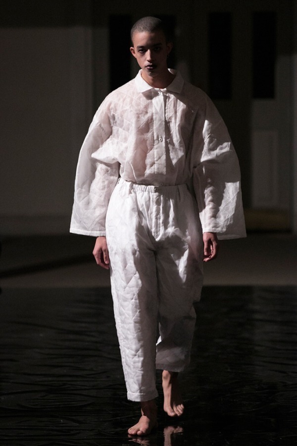 イクミ 2019-20年秋冬<span>コレクション</span> - 写真18