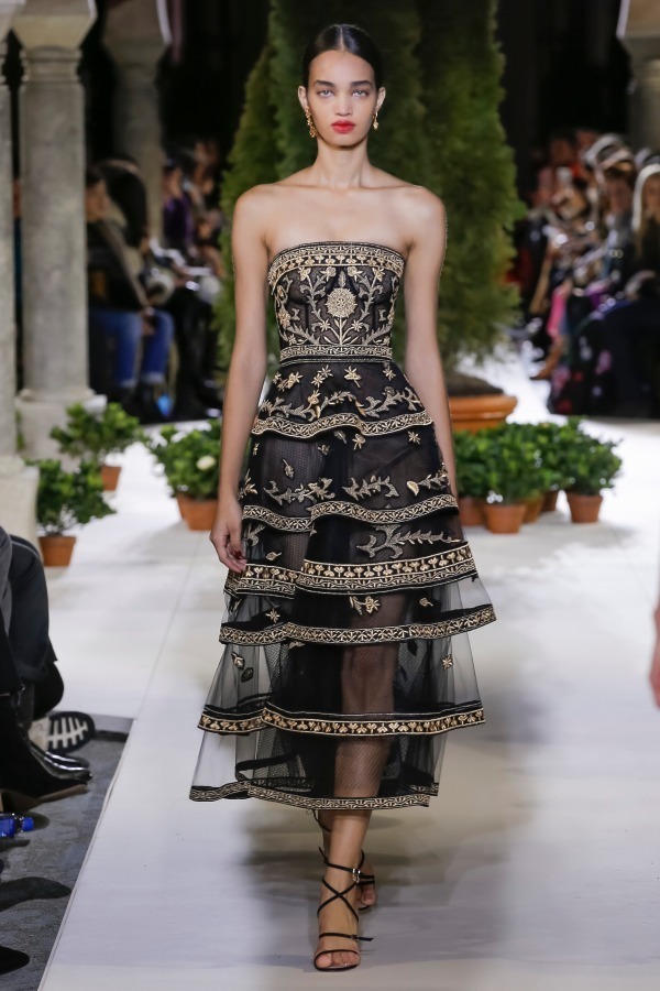 オスカー デ ラ レンタ(Oscar de la Renta) 2019-20年秋冬ウィメンズコレクション  - 写真49