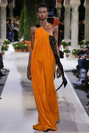 オスカー デ ラ レンタ(Oscar de la Renta) 2019-20年秋冬ウィメンズコレクション  - 写真16