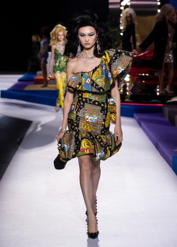 モスキーノ(MOSCHINO) 2019-20年秋冬ウィメンズコレクション  - 写真8