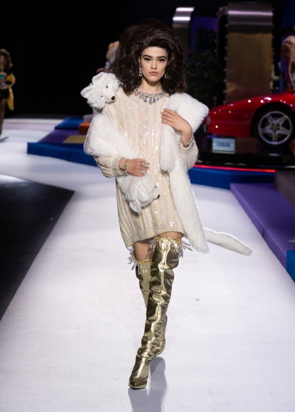 モスキーノ(MOSCHINO) 2019-20年秋冬ウィメンズコレクション  - 写真45