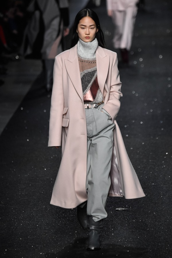 アルベルタ フェレッティ(ALBERTA FERRETTI) 2019-20年秋冬ウィメンズコレクション  - 写真26