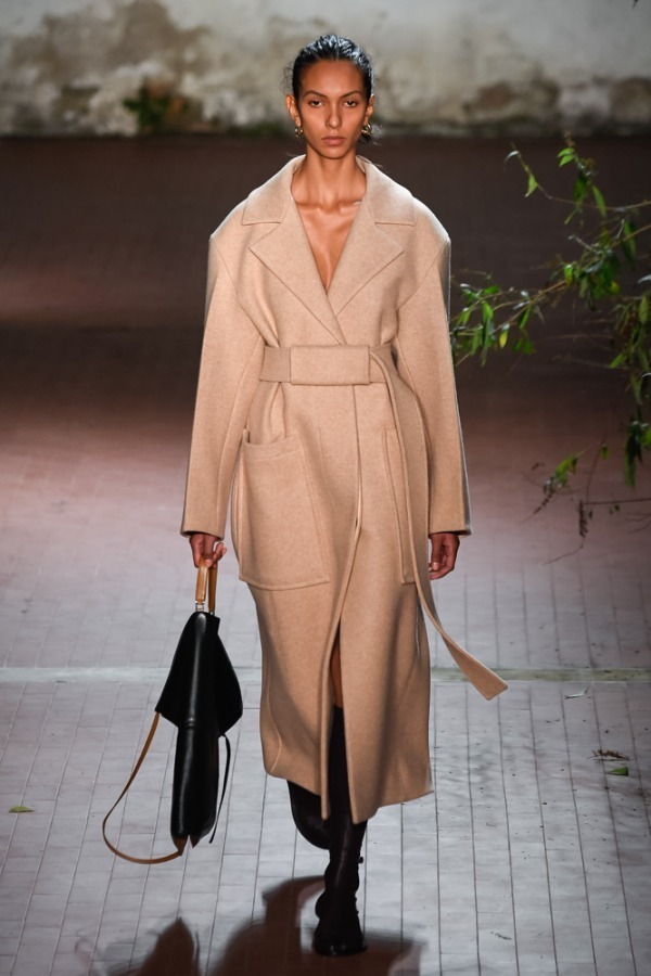 ジル サンダー(JIL SANDER) 2019-20年秋冬ウィメンズコレクション シルエット - 写真20