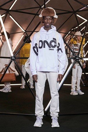 モンクレール ジーニアス 2 モンクレール 1952(MONCLER GENIUS 2 MONCLER 1952) 2019-20年秋冬メンズコレクション  - 写真4