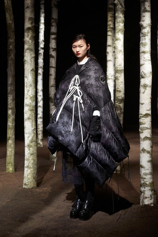 モンクレール ジーニアス 4 モンクレール シモーン・ロシャ(MONCLER GENIUS 4 MONCLER SIMONE ROCHA) 2019-20年秋冬ウィメンズコレクション  - 写真7