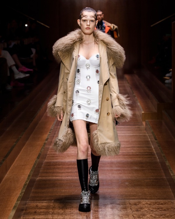 バーバリー 2019-20年秋冬<span>コレクション</span> - 写真23