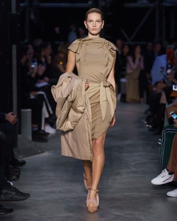 バーバリー 2019-20年秋冬<span>コレクション</span> - 写真50