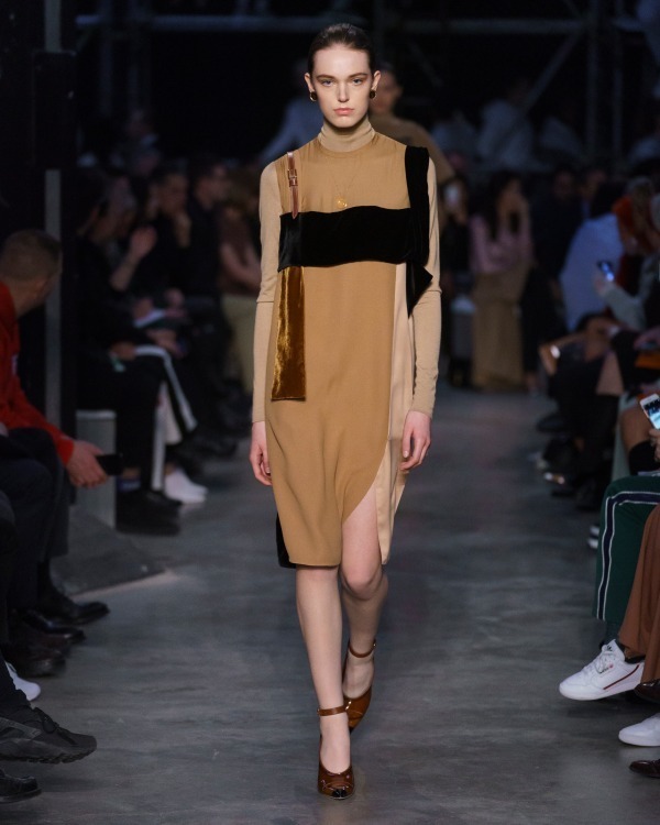 バーバリー 2019-20年秋冬<span>コレクション</span> - 写真60