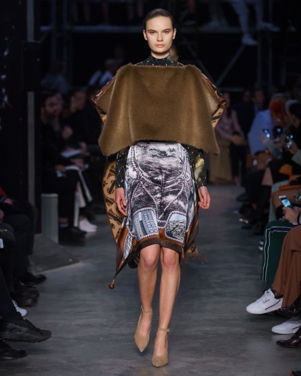 バーバリー 2019-20年秋冬<span>コレクション</span> - 写真68
