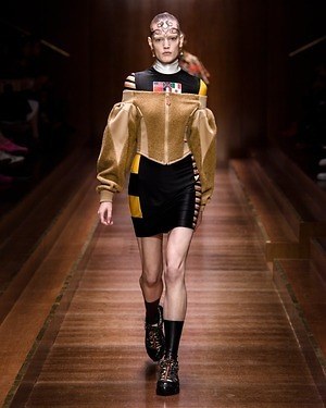 バーバリー(BURBERRY) 2019-20年秋冬ウィメンズコレクション  - 写真10