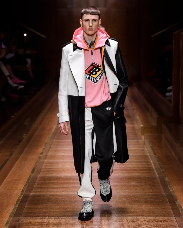 バーバリー(BURBERRY) 2019-20年秋冬メンズコレクション  - 写真1