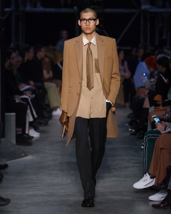バーバリー 2019-20年秋冬<span>コレクション</span> - 写真25