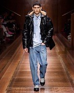バーバリー 2019年秋冬メンズコレクション、確立された伝統と反抗的な文化の共存｜写真10