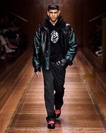 バーバリー 2019年秋冬メンズコレクション、確立された伝統と反抗的な文化の共存｜写真12