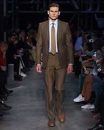 バーバリー 2019年秋冬メンズコレクション、確立された伝統と反抗的な文化の共存｜写真16